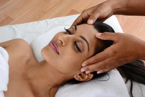 How to Perform Scalp Massage