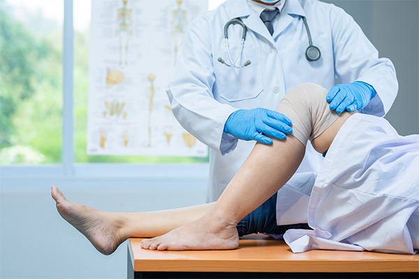 Orthopedic Surgeons